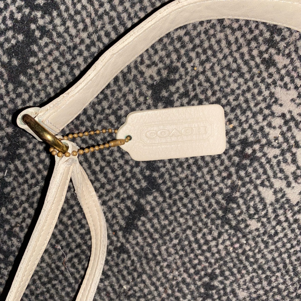 Vintage Coach Off-White Cream Leather Bixby Bucket Sling Bag 9984 - Picture 8 of 9